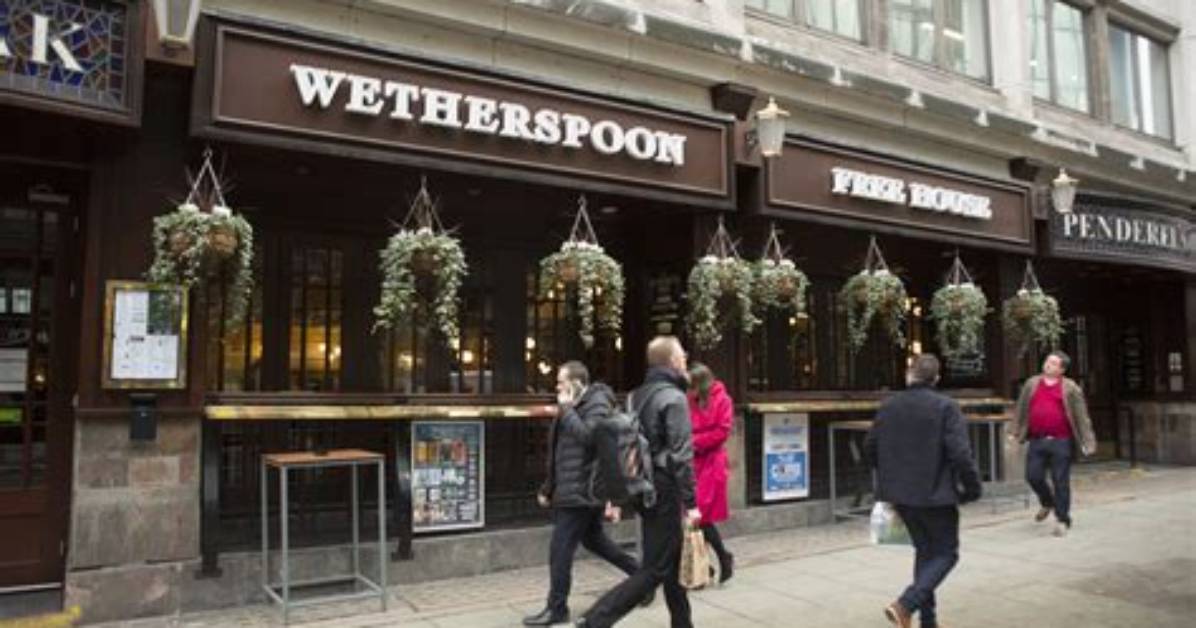 Does Wetherspoons Show Football?