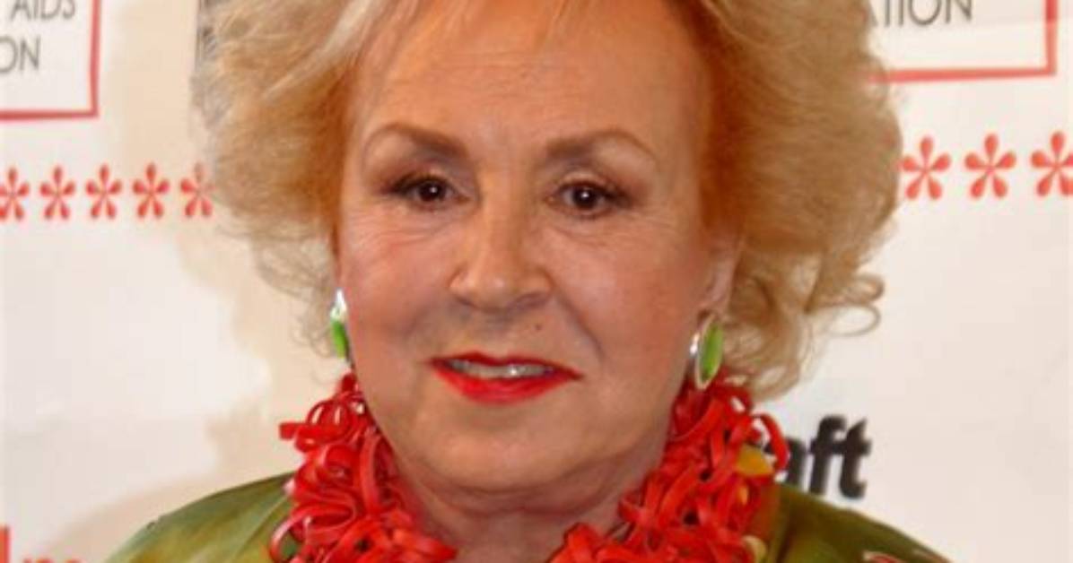 Doris Roberts - Bio, Net Worth, Height
