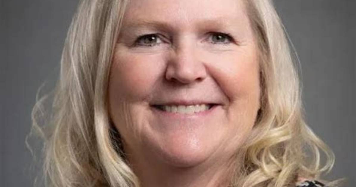 Dr. Debra Larson, Md – Cambridge, Mn