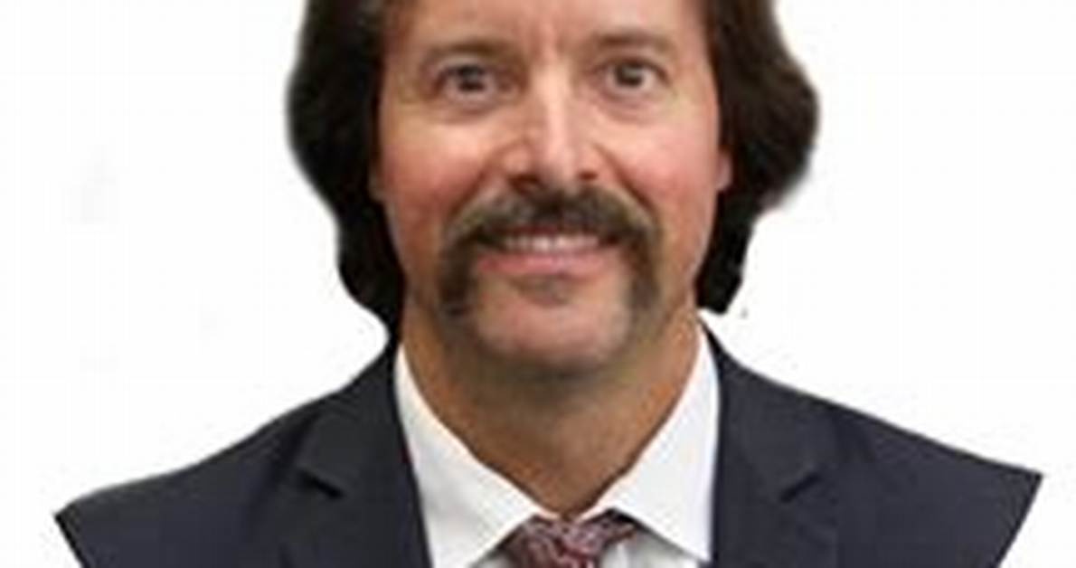 Dr. John Munyak, Md – Manhasset, Ny