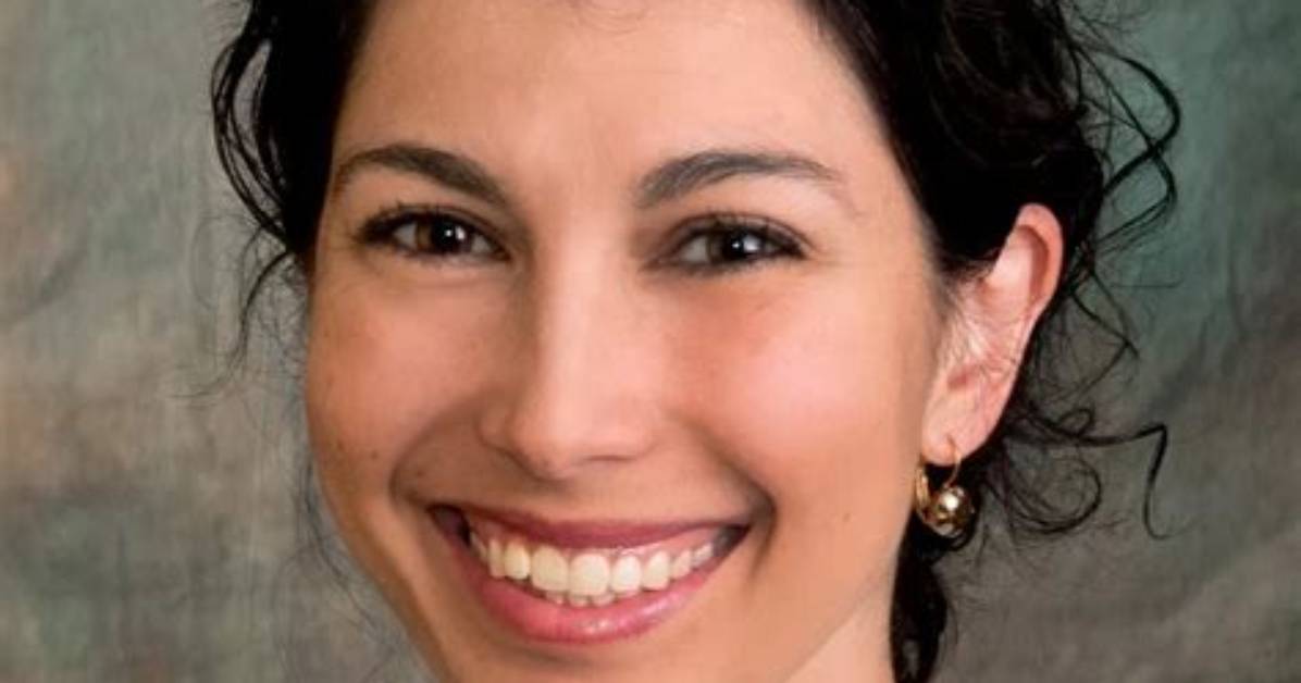 Dr. Lisa Kinderman, Md – Avon, In
