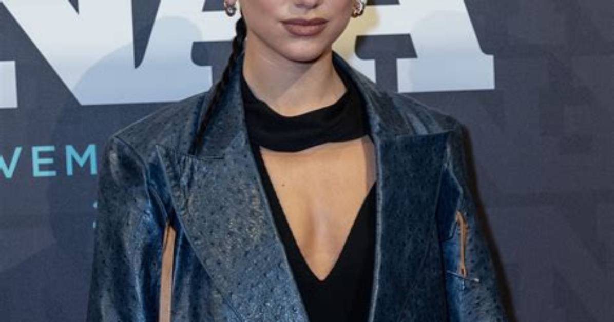 Dua Lipa Fans All Making Same Joke as She Shares Pic of Her Feet