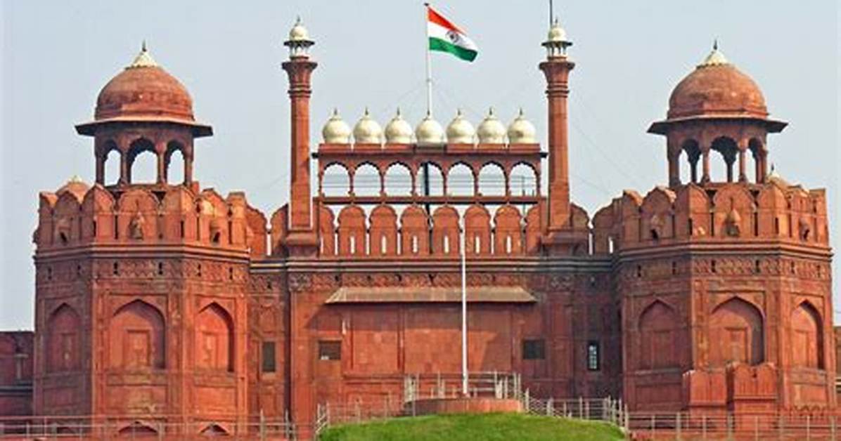 During Whose Rule Was Red Fort Made?