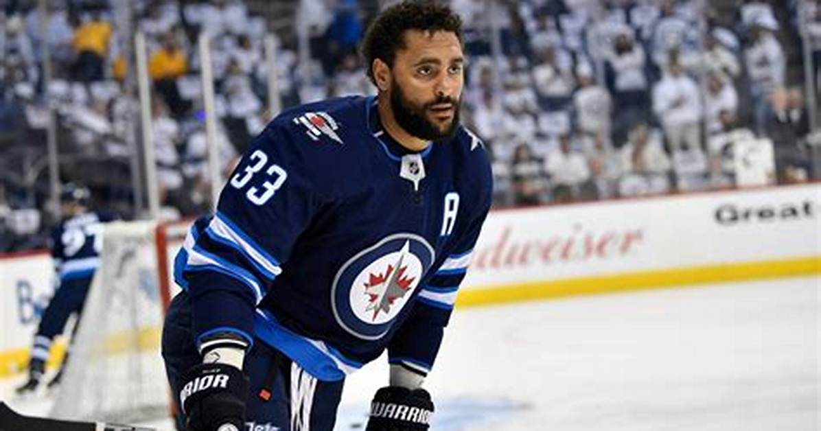 Dustin Byfuglien