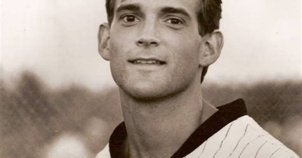 Dwier Brown