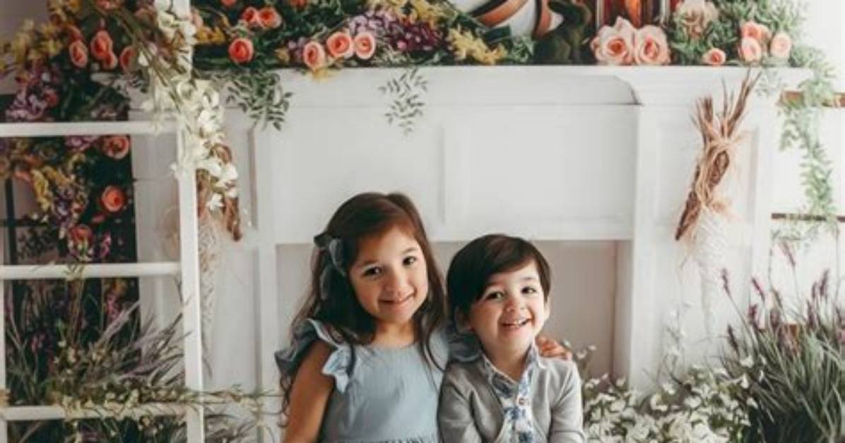 🐇 Easter Mini Sessions Fundraiser with "Fred the Bunny" by Amy Bezek Photography
