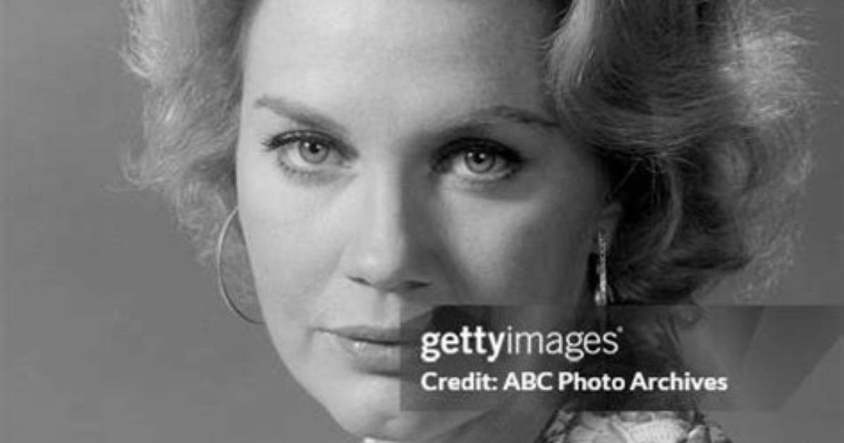 Elizabeth Mcrae