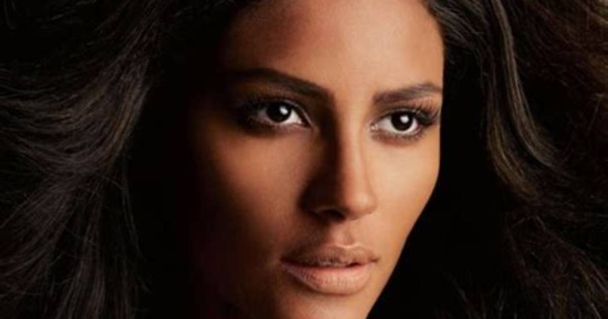 Emanuela De Paula