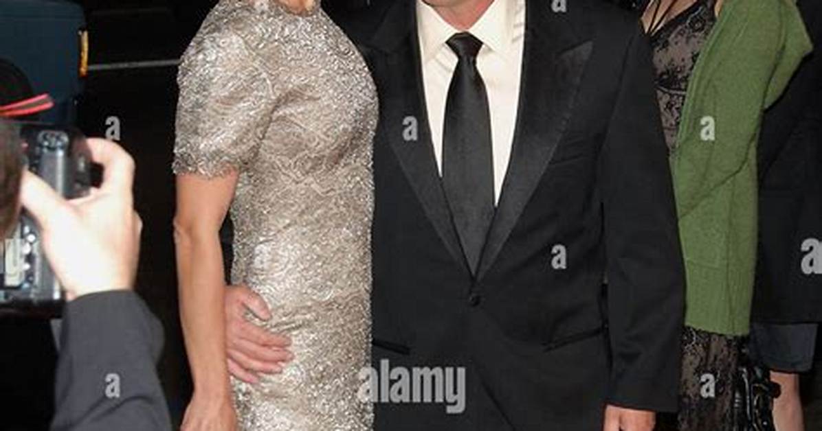 Emilio Estevez's Wife and Enduring Bond