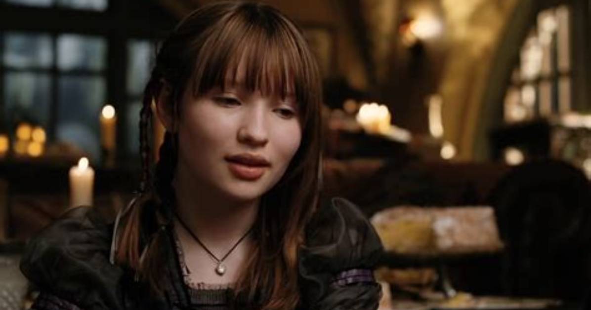 Emily Browning as Violet Baudelaire: a Deep Dive into the Iconic Role