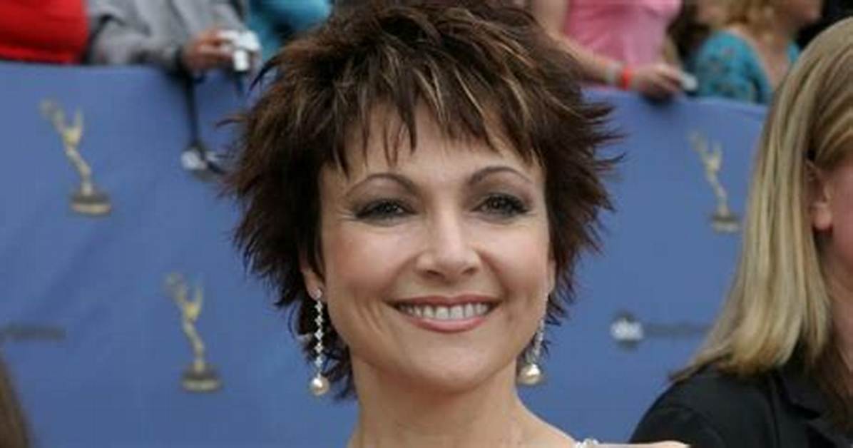 Emma Samms Net Worth