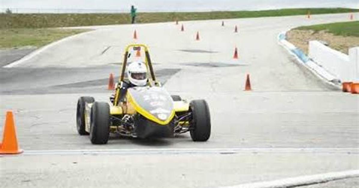 Engineering Students Build Electric Race Car