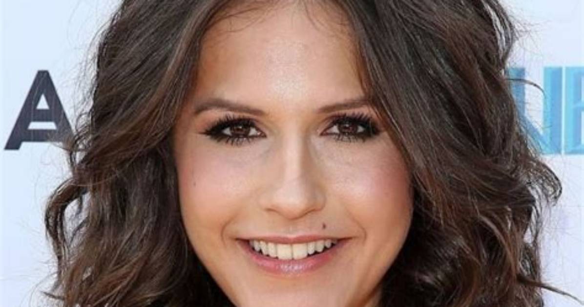 Erin Sanders