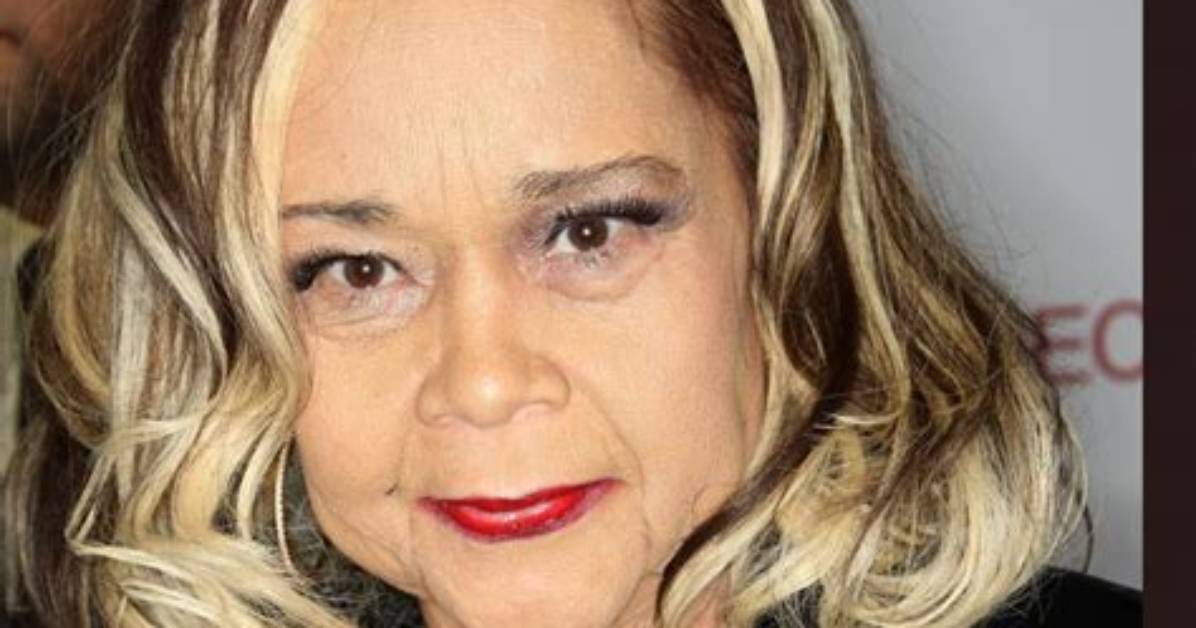 Etta Smith Net Worth