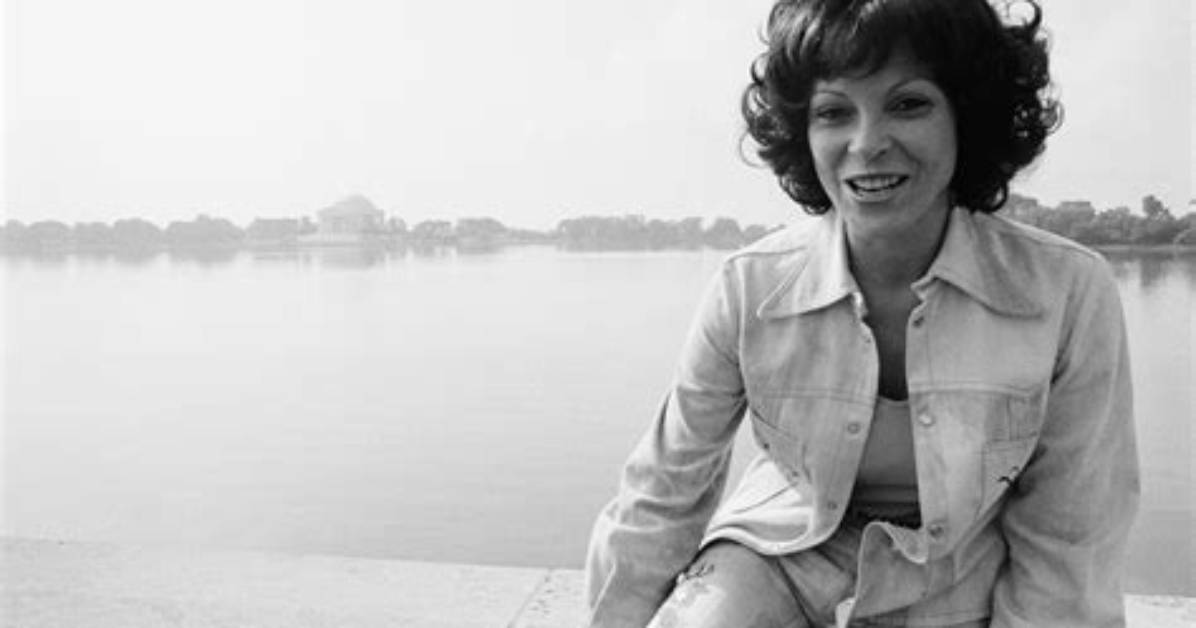 Fanne Foxe Net Worth