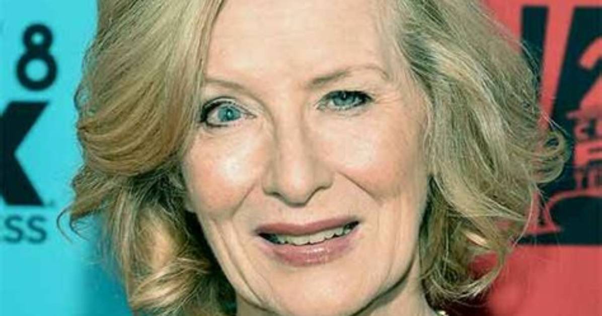 Frances Conroy Net Worth