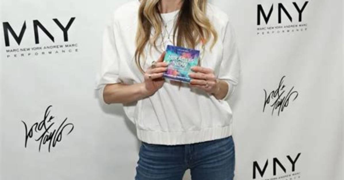 Gabrielle Bernstein Net Worth