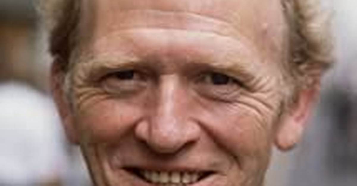 Gordon Jackson Net Worth