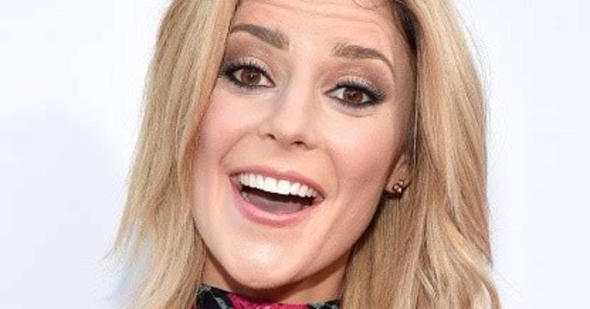 Grace Helbig Net Worth