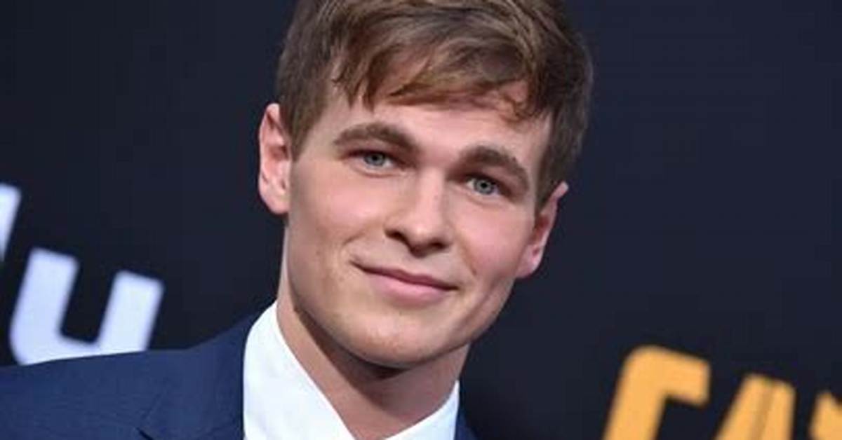 Graham Patrick Martin Net Worth