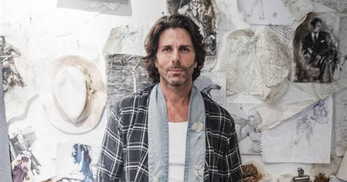 Greg Lauren