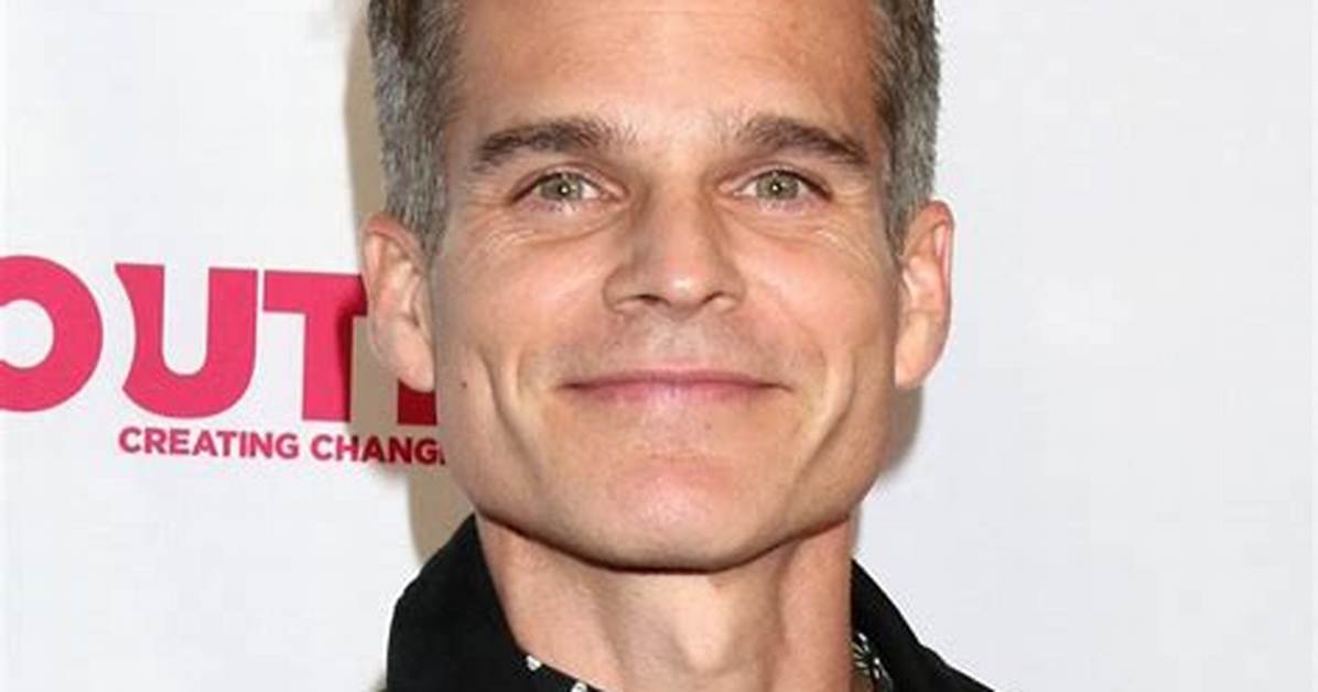 Greg Rikaart