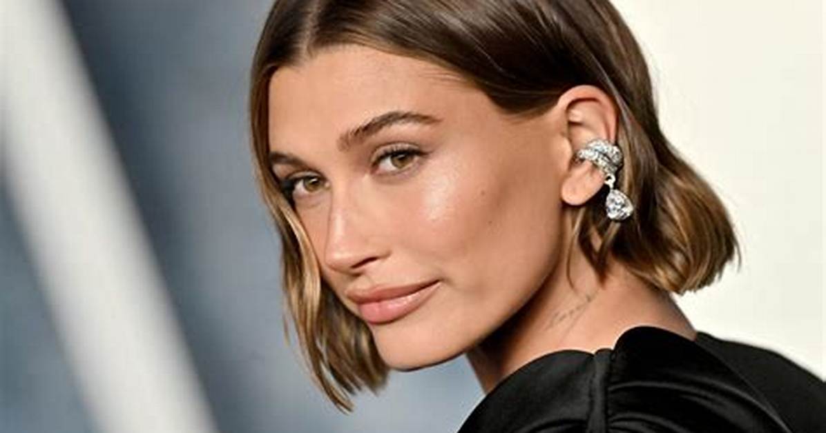 Hailey Bieber Put a Side-Boob-Baring Spin on the Classic Evening Gown