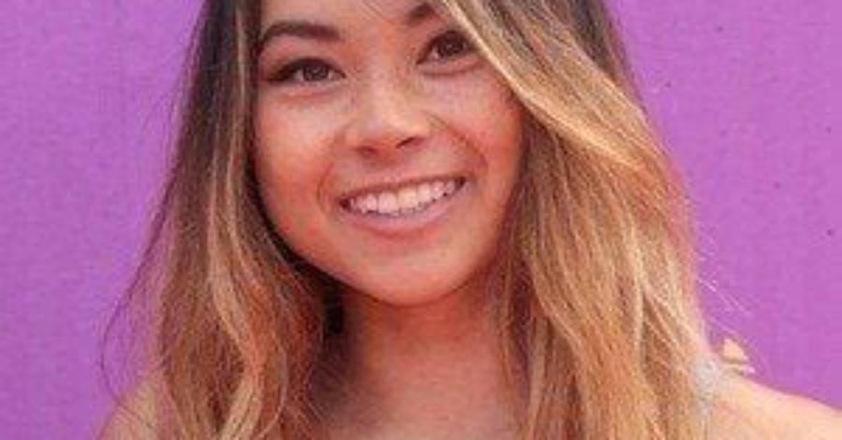 Hailey Langland Net Worth