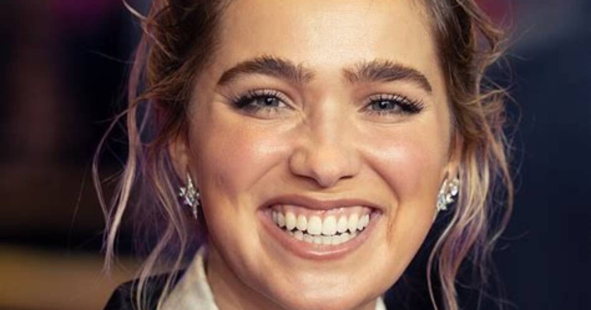 Haley Lu Richardson – Celebsgraphy