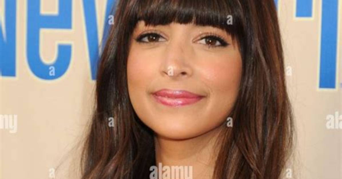 Hannah Simone