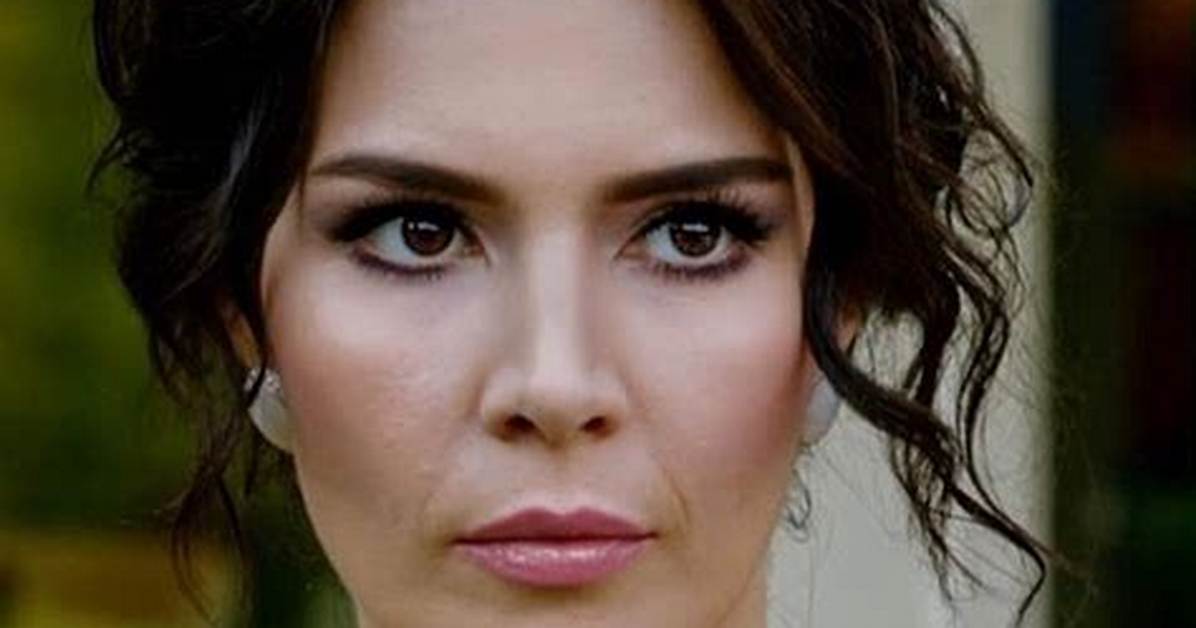 Hatice Sendil Net Worth