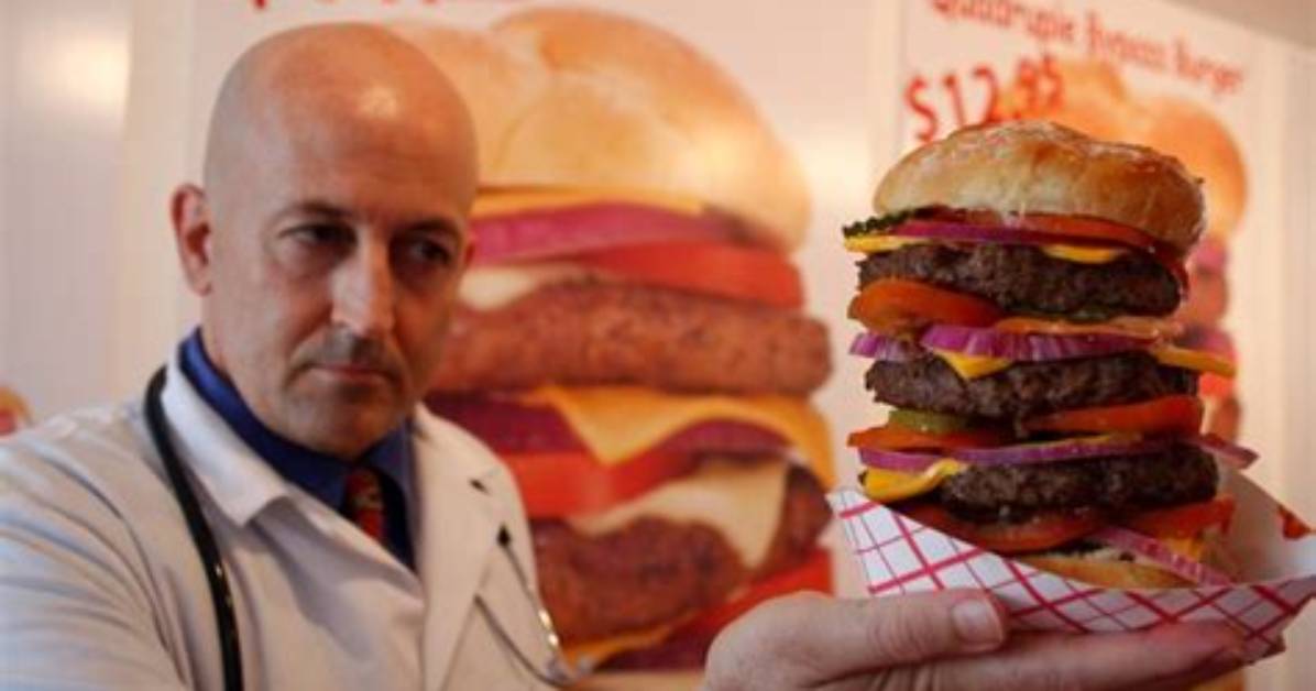 ‘Heart Attack Grill’ Owner Proudly Displays Dead Customer’s Remains on Tv