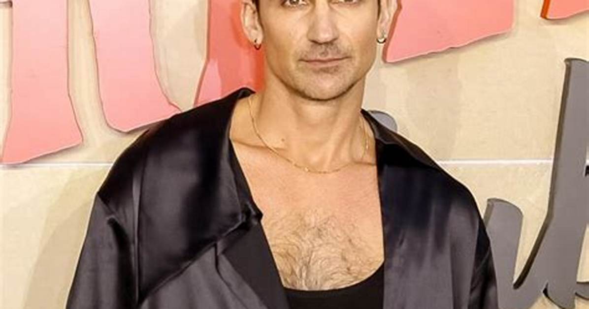 Henry Lloyd-Hughes