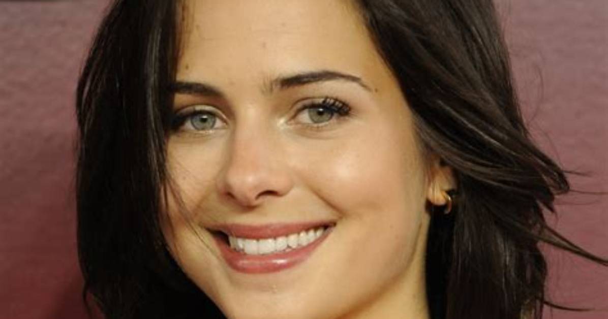 Holly Deveaux