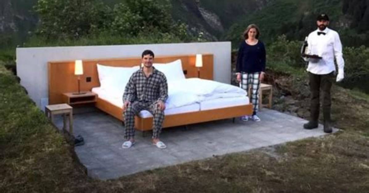 'Hotel Room' with No Walls Lets You Sleep in the Swiss Mountains