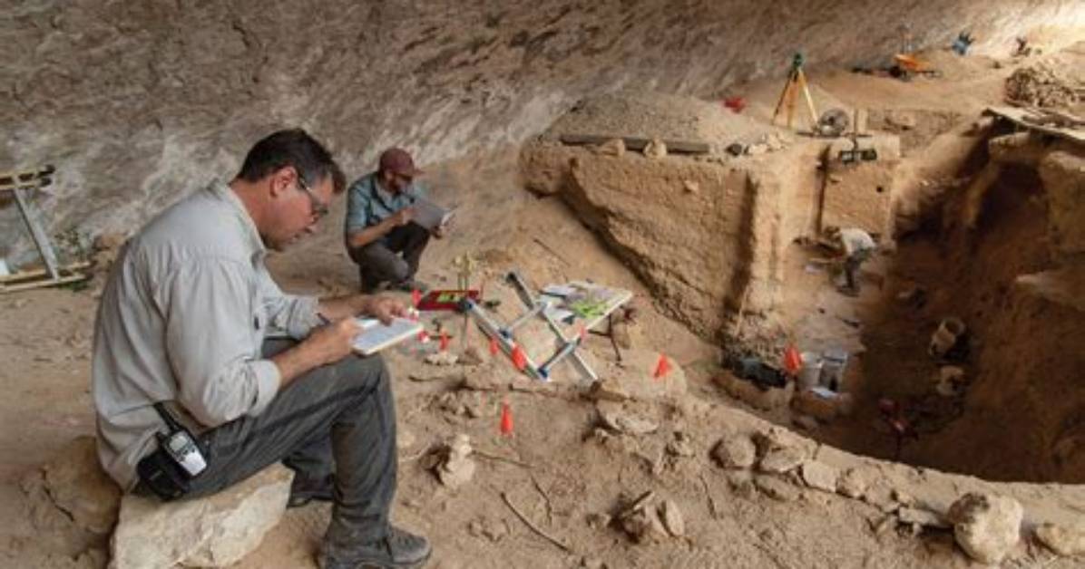 How Do Archaeologists Examine a Site