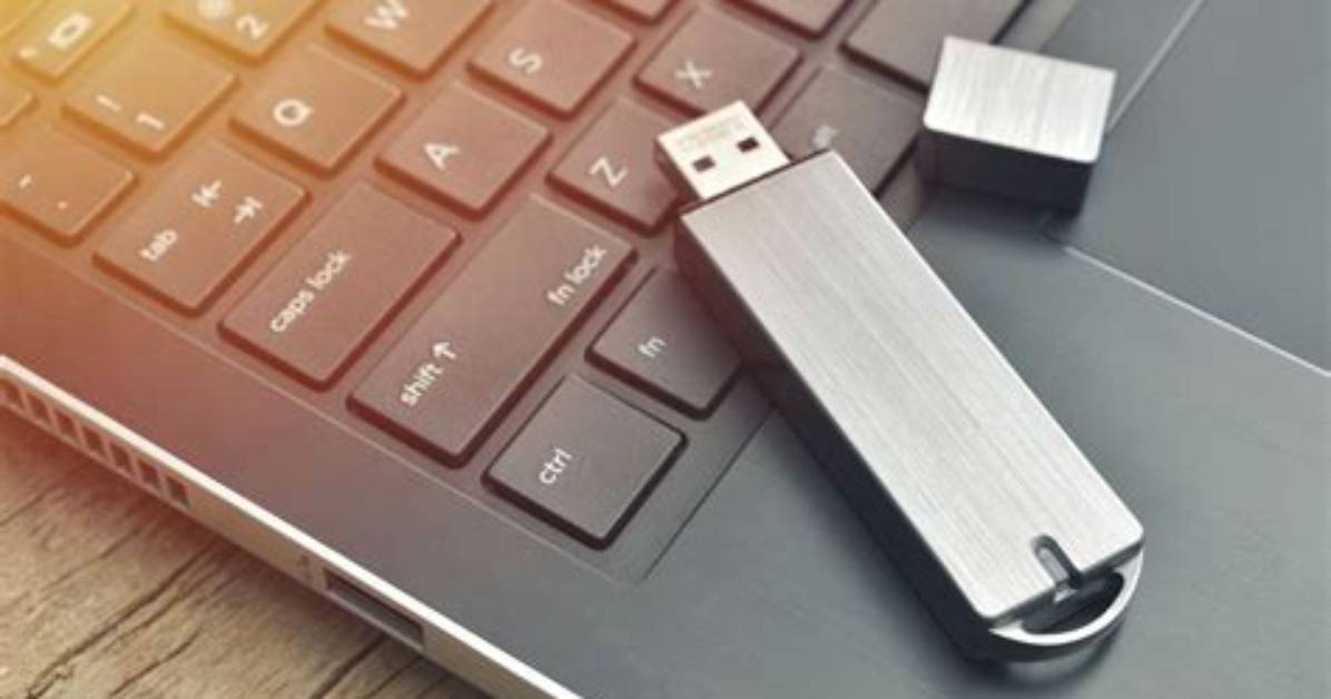 How Do I Add a Usb Drive to Windows 10?