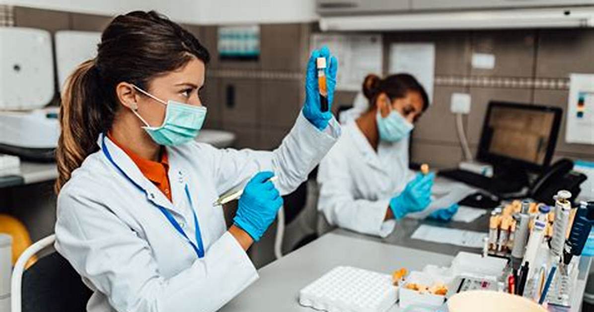 How Do I Become a Med Tech Online?