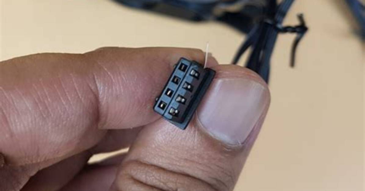 How Do I Connect Rgb Cable?