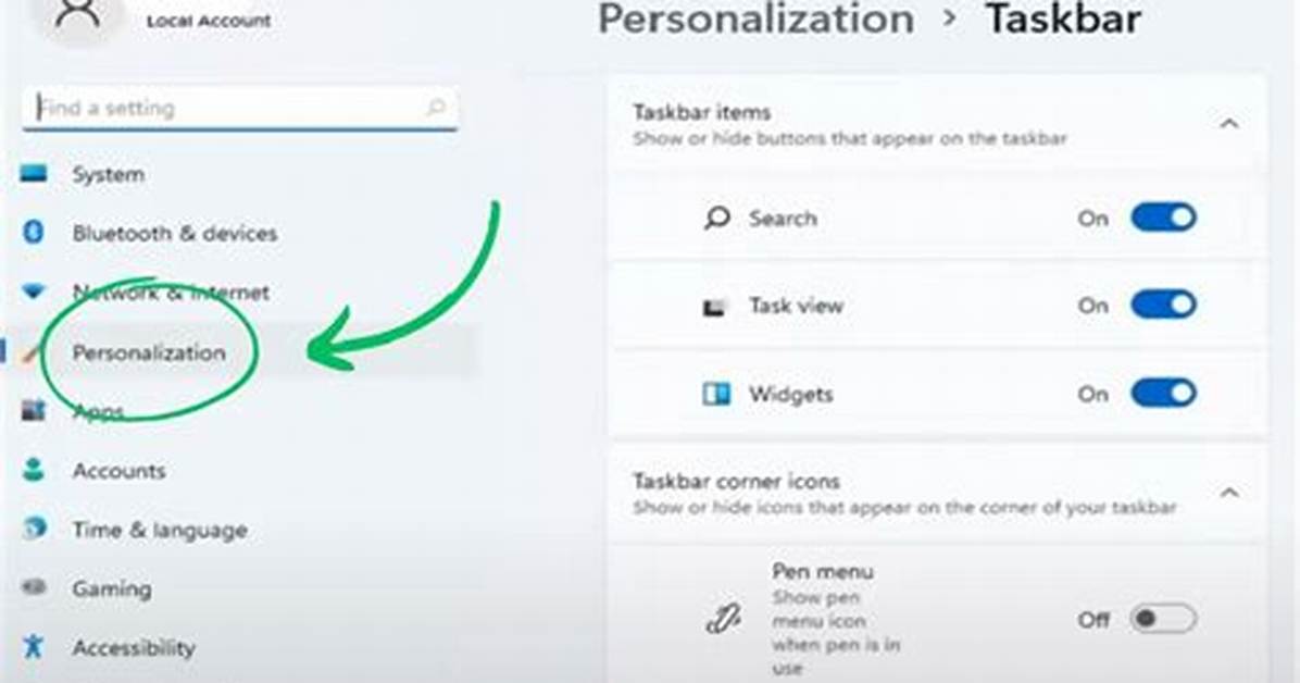 How Do I Hide the Bottom Taskbar in Windows 7?