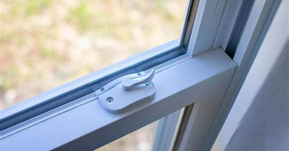 How Do I Lock a Window on Top in Windows 10?