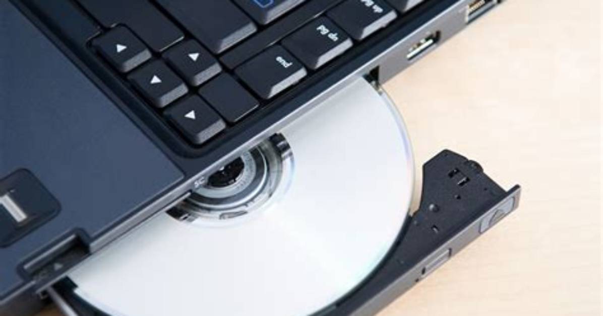 How Do I Open the Cd Drive on Ubuntu?