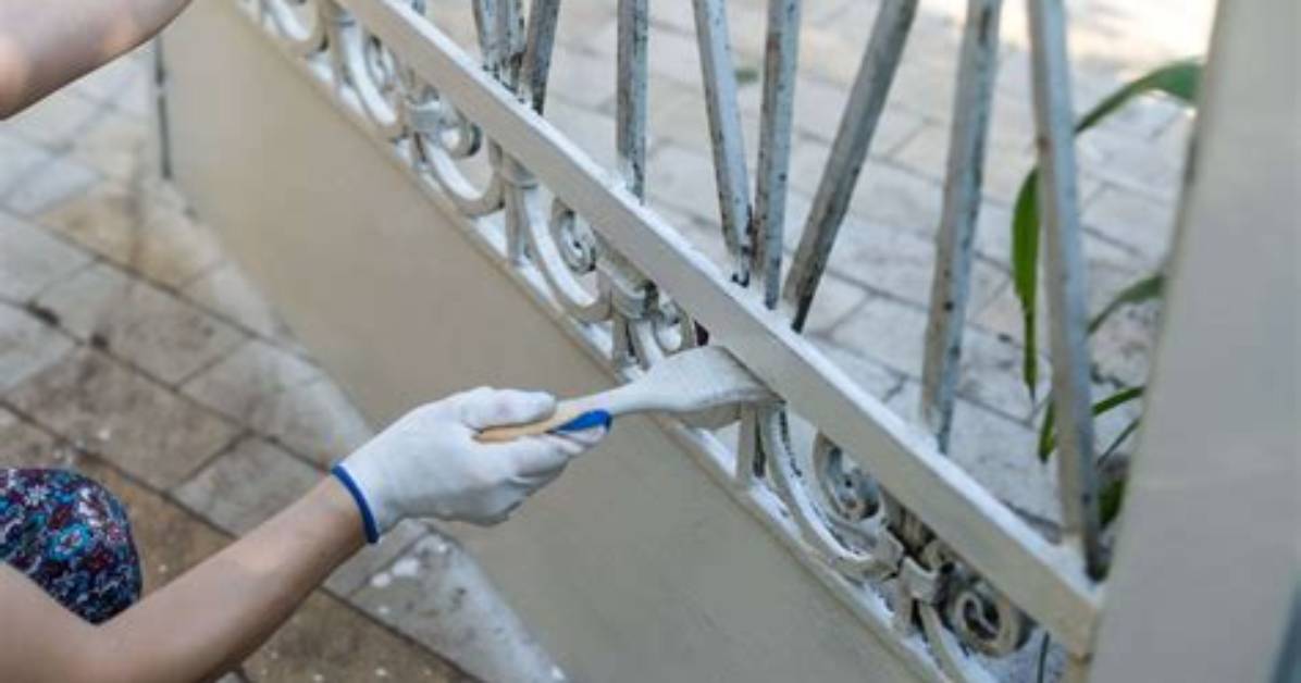 How Do I Paint a Gate