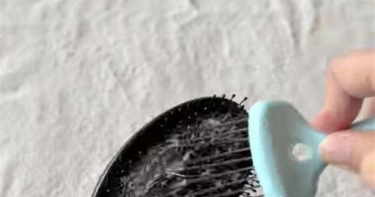 How Do I Stop My Brush from Overlapping in Photoshop?