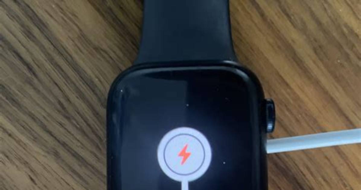 How Do I Turn on My Iwatch 3?