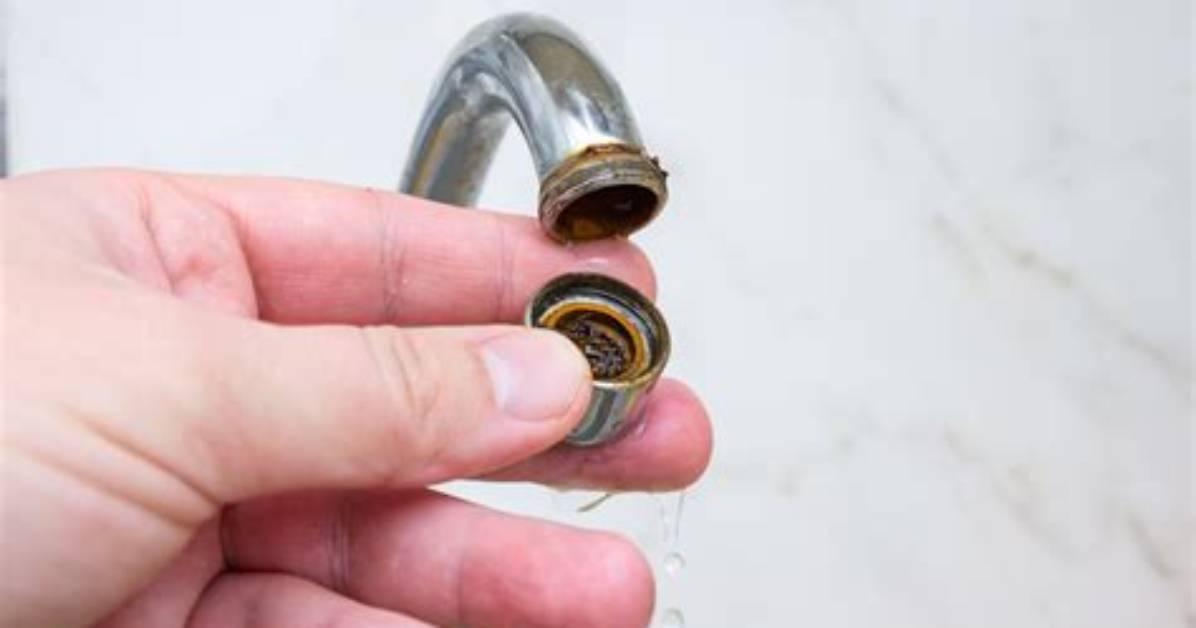 How Do You Clean a Faucet Head Without Vinegar?