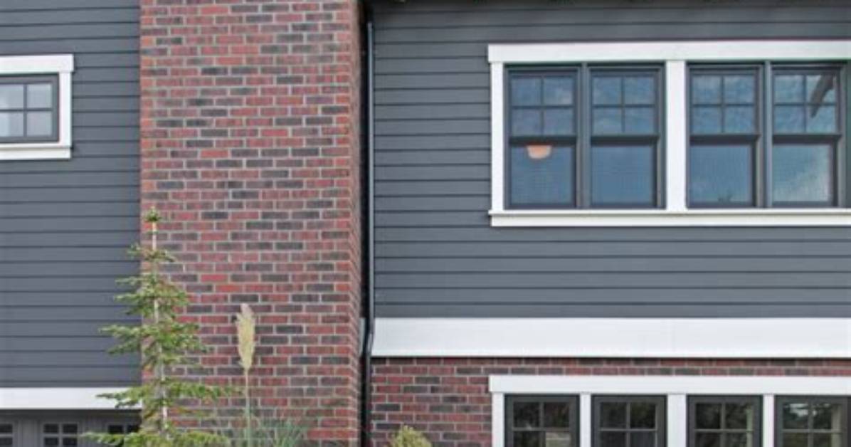 How Do You Coordinate Brick and Siding?