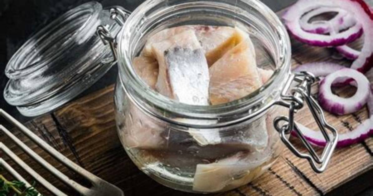 How Do You Eat Pickled Herring