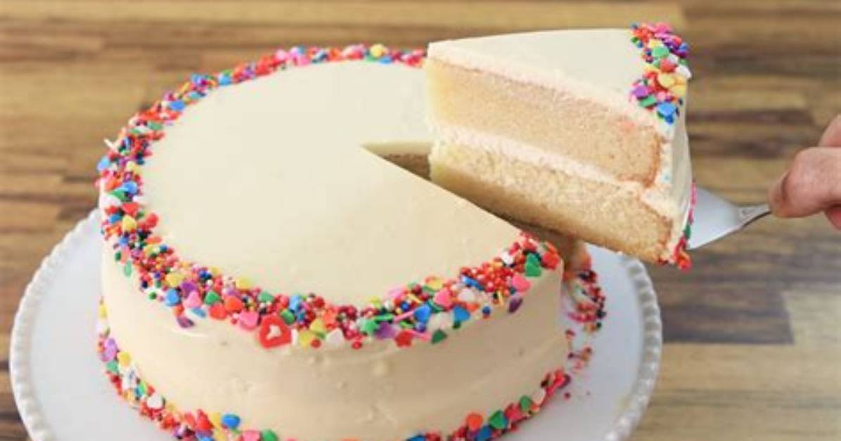 How Do You Make a Cake in Minecraft
