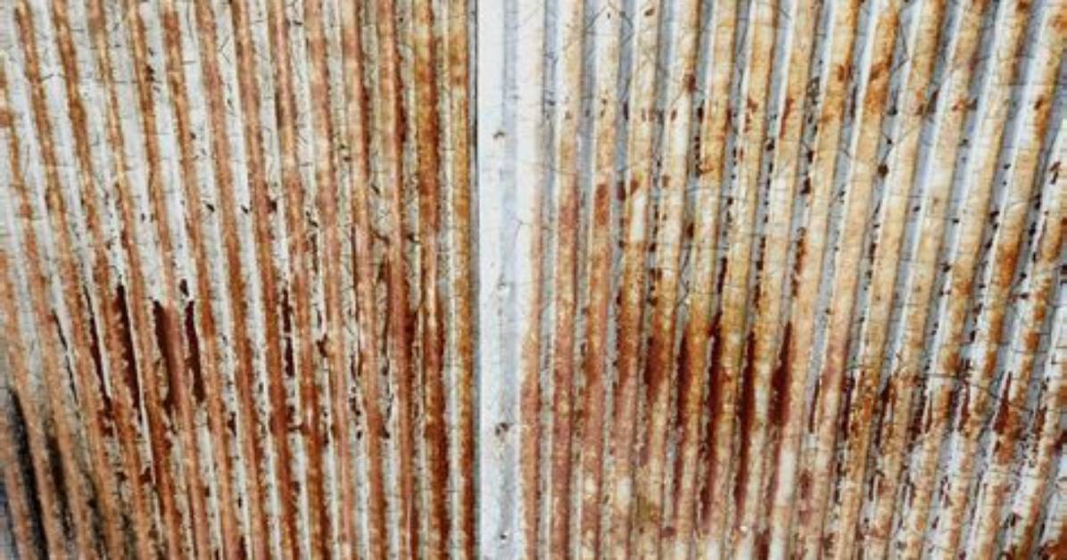 How Do You Rust Corrugated Iron?